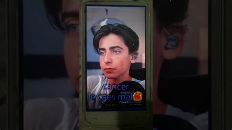 que signo es aidan gallagher